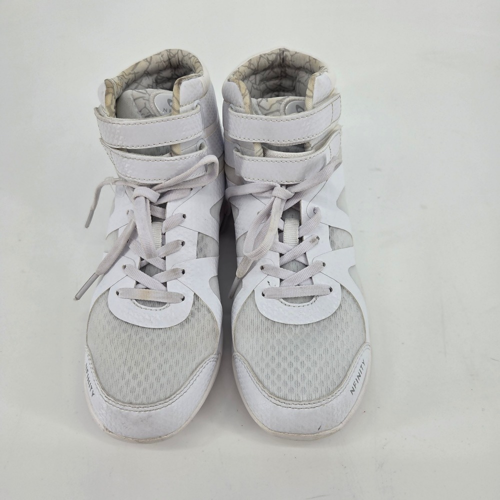 Nfinity Beast Mid Top White Cheerleading Shoes NFS-1030-00 Womens Size 6.5